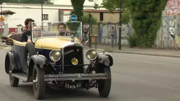 Motobloc, la voiture iconique parade dans les rues de Bordeaux