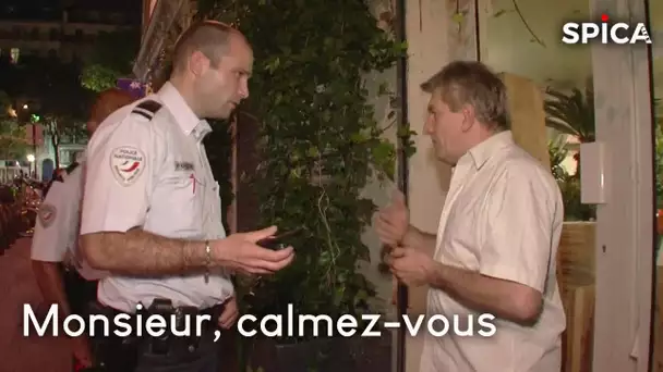 Police : monsieur, calmez-vous