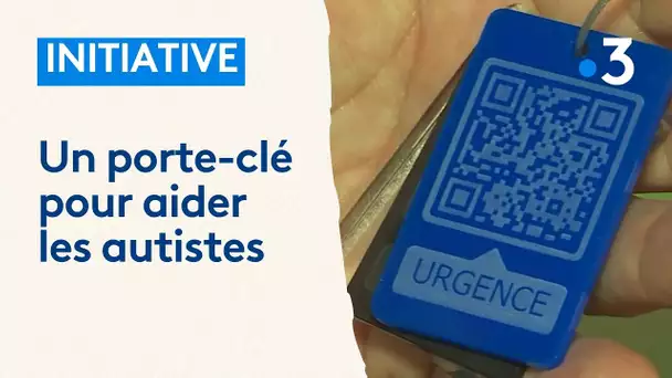 Un porte-clé avec un QR code pour aider les autistes
