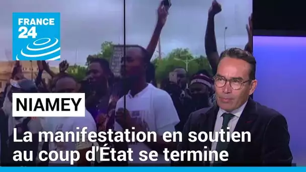 La manifestation en soutien au coup d'État se termine à Niamey • FRANCE 24