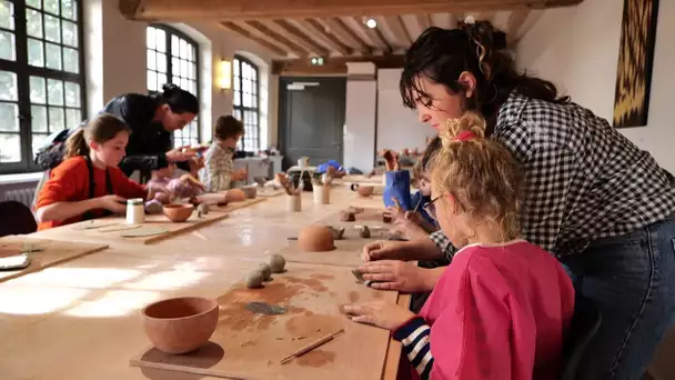 Le plaisir de s'initier à la poterie à la galerie des arts du feu de Rouen