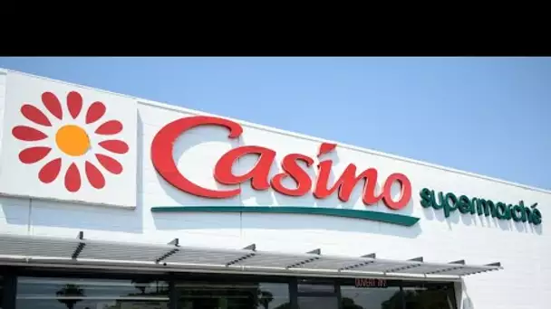 Casino a annoncé aux syndicats la cession de 288 super et hypermarchés à Auchan et Intermarché