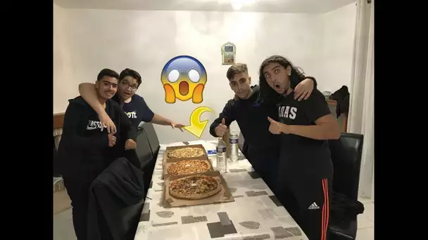 CE MEC MANGE 3 MEGA PIZZA !