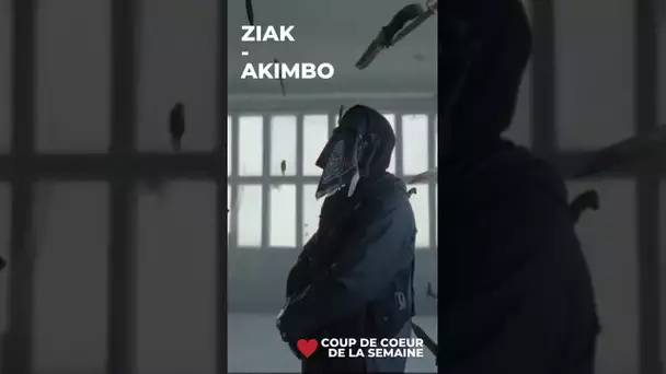 Coup de 🤍 pour Ziak et son clip « Akimbo » !