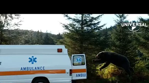 Crazy Bear - Extrait "Ambulance" VF [Actuellement au cinéma]