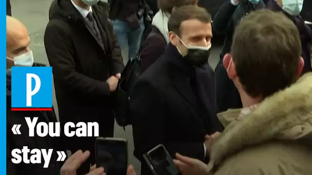 «Bienvenue, vous pouvez rester», quand Macron plaisante avec un Anglais présent à Jarnac