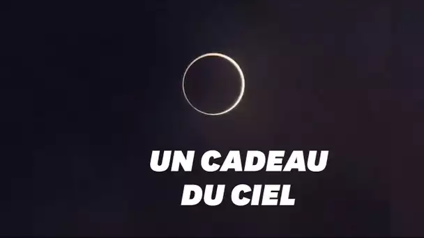 La lune s'est changée en "anneau de feu" pendant une éclipse