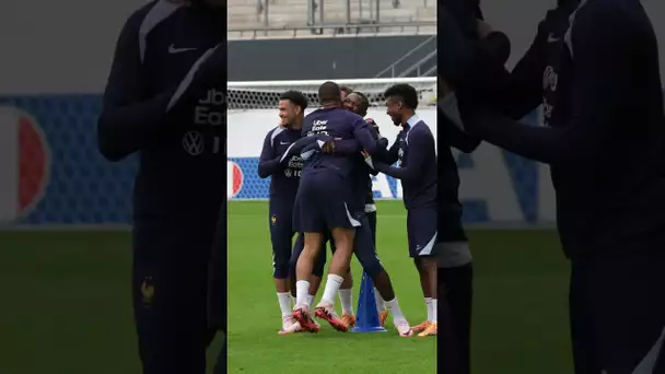La complicité Mbappé x Thuram 🫶 #shorts #football #equipedefrance
