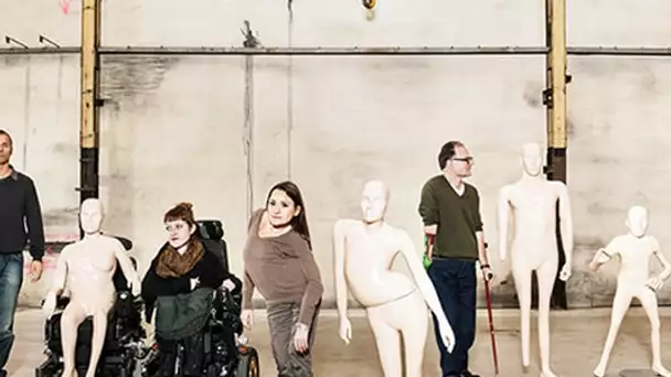 Des mannequins de vitrine moulés sur des personnes handicapées