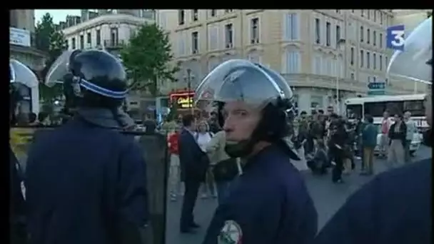 [Cannes : violences policières contre les intermittents]