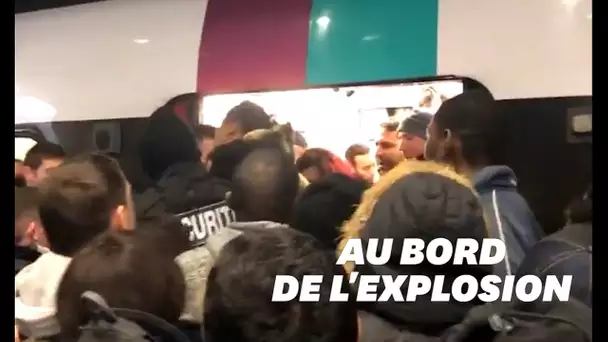Des scènes de cohue impressionnantes à Gare du Nord à Paris