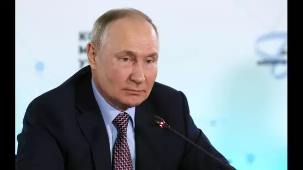 EN DIRECT : Poutine participe au IIIe Congrès des jeunes scientifiques