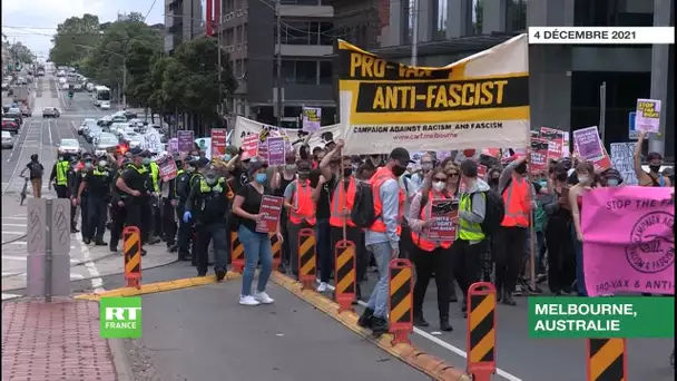 Australie : les antifas défilent à Melbourne
