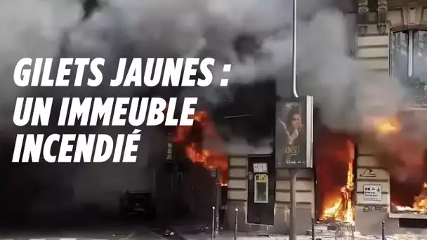 Gilets jaunes : une femme et son bébé sauvés d&#039;un incendie à Paris