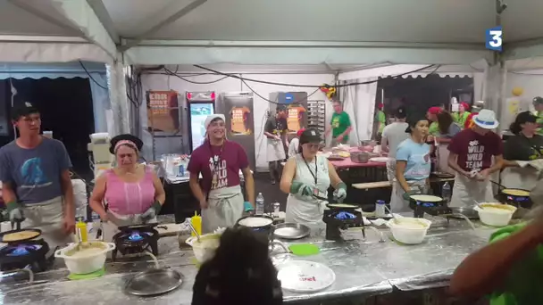 Marcia Baila enflamme le stand crêpes au Cabaret Vert 2017