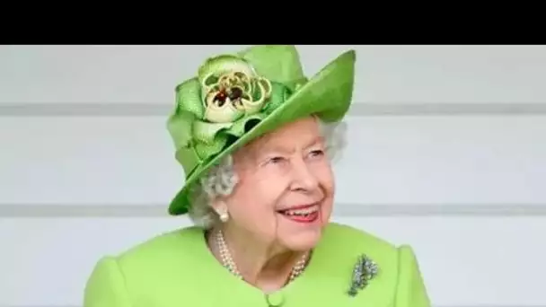 La collection de 300 bijoux de Queen's sera transmise aux membres de la famille