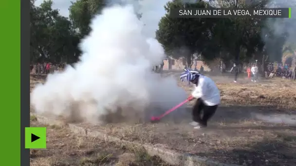 Mexique : l&#039;étrange festival de battes explosives