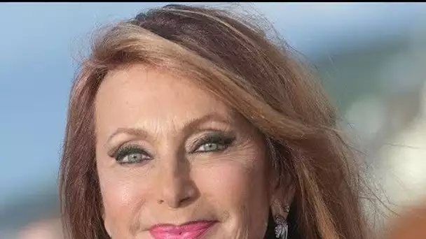 Julie Pietri a évité la mort  ses deux jours de coma à cause d’un amour malheureux