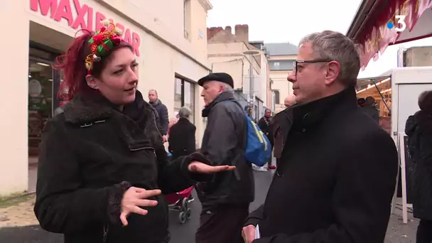 Réforme des retraites : le député de la majorité, Patrick Loiseau, au contact de ses administrés