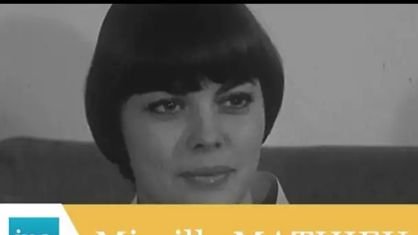 Mireille Mathieu et son pygmalion Johnny Stark - Archive INA