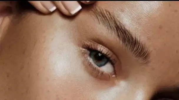 Brow Lift : 5 sérums pour activer la pousse des sourcils avant d'y avoir recours