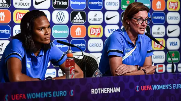 20h30 : Point presse des Bleues avant France-Islande