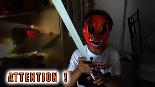 ROOM TOUR HALLOWEEN : Attention !