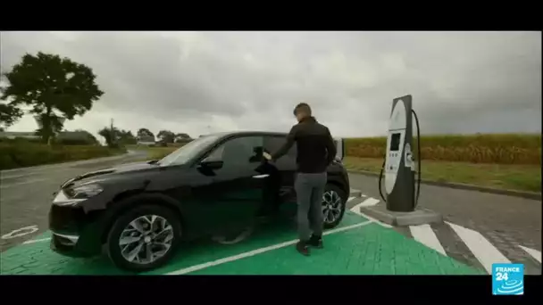 Gaz à effet de serre : la France mise sur les voitures électriques • FRANCE 24