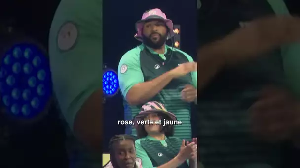 Paris 2024 : le bob des volontaires très prisé sur Vinted