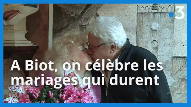 La mairie de Biot décerne un diplôme à l'amour qui dure !