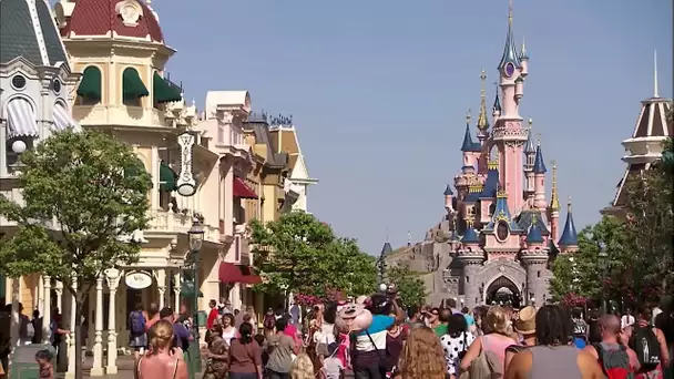 Disneyland Paris : dans les coulisses d'un anniversaire féérique