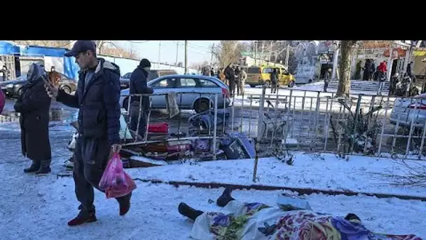 25 morts dans un bombardement de marché en Ukraine occupée par la Russie