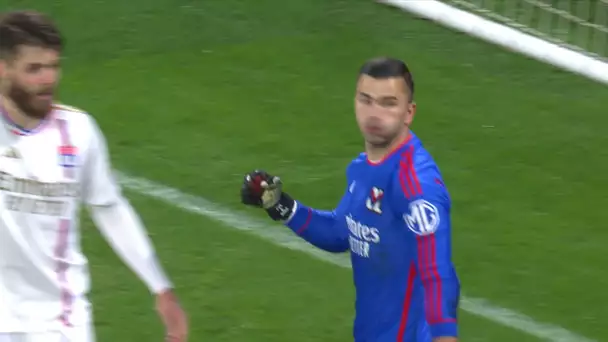 La parade sensationnelle d'Anthony Lopes !