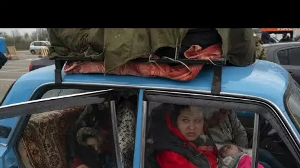Vivre sous les bombes : le quotidien des Ukrainiens qui n'ont pas pu fuir