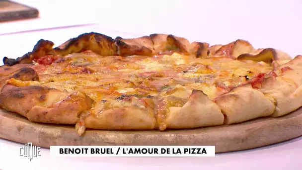 Le secret de la pizza 257 fromages - Clique Report - CANAL+