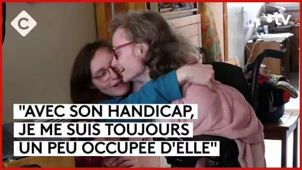 Isaline, 14 ans et jeune aidante auprès de sa maman - La Story - C à Vous - 14/05/2024