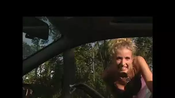 Un gars une fille - en voiture - compilation