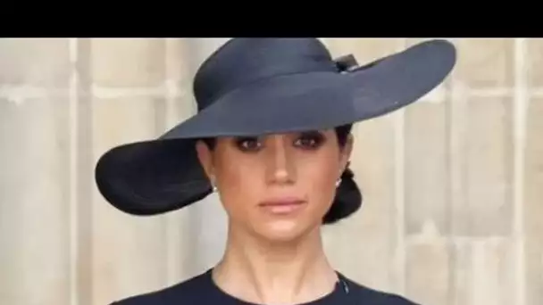 Meghan Markle détaille l'appel téléphonique qui a changé sa vie à son «pire moment» dans la famille