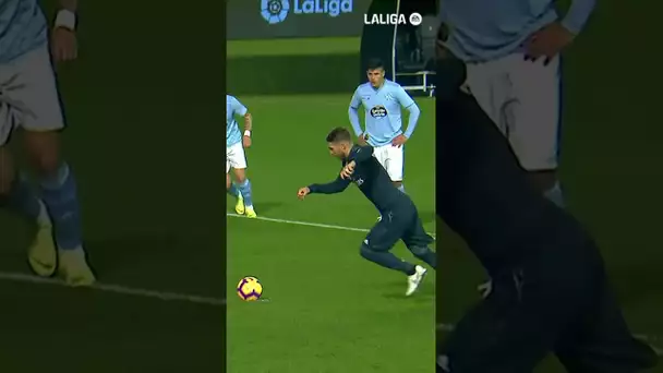 ¿Penalti 'a lo Panenka' o penalti 'a lo RAMOS'?  🥅 #shorts