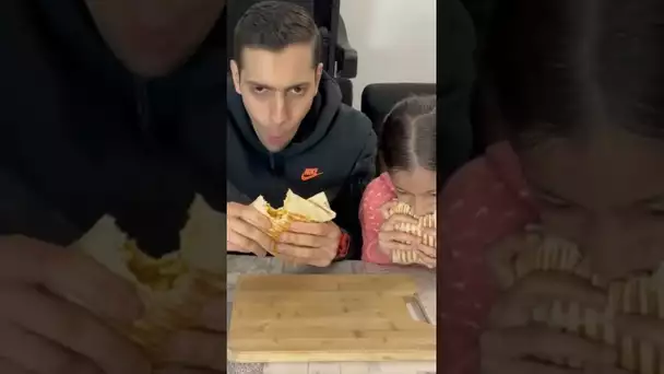 Si il finit son tacos en 2min il gagne un mega 🎁