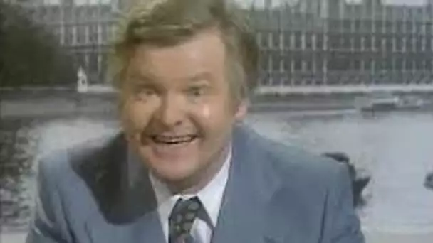 Benny Hill - Le présentateur télé