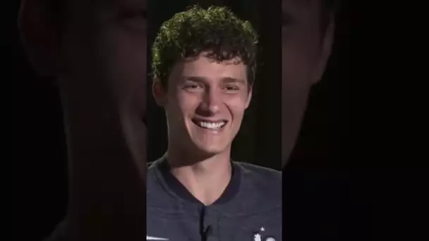 Le fou rire mythique de Pavard 😂