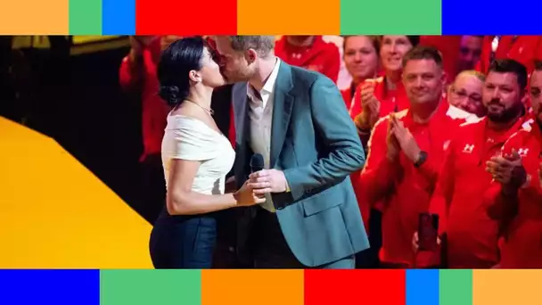 Meghan Markle  baiser langoureux, tenue à pois… Cette scène pas si innocente en plein match de polo