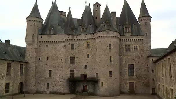 Le château de Jumilhac en compétition sur le web pour financer une nouvelle toiture