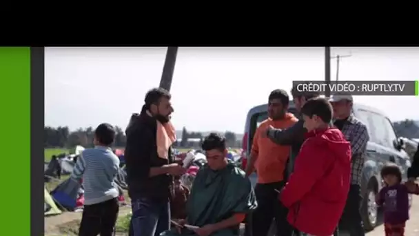 Se faire coiffer dans un camp de migrants ? C’est maintenant possible !