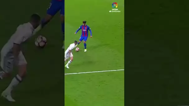 Messi makes his mark! 🔝 😎  #shorts #laligasantander #elclásico