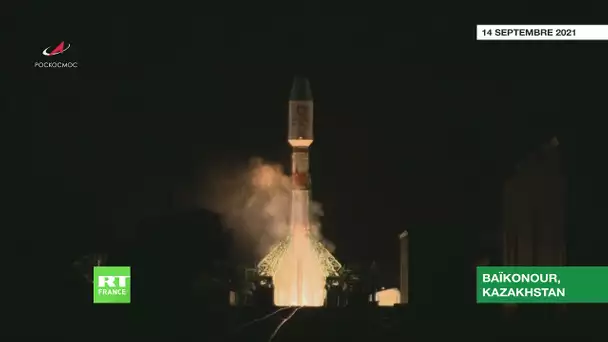 Une fusée Soyouz-2.1b décolle depuis le cosmodrome de Baïkonour