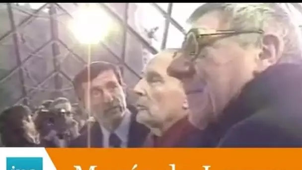 François Mitterrand inaugure la Pyramide du Louvre - Archive INA