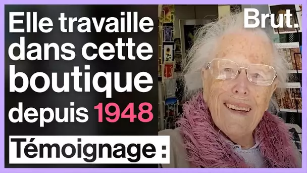 À 102 ans, Henriette travaille toujours dans sa boutique ouverte en 1948