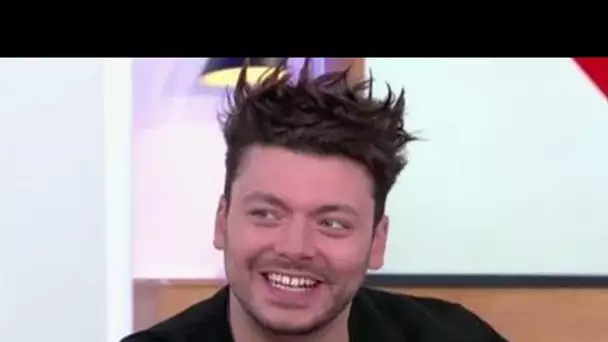 Kev Adams torse nu et complexé ? Cette photo sur laquelle il "rentre le ventre" fait...